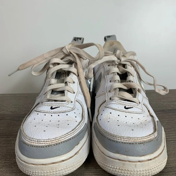 NIKE AIR FORCE 1 LV8 2 Under Construction BQ5484-100 White Wolf Grey 5Y EUR 37.5 - Picture 4 of 16